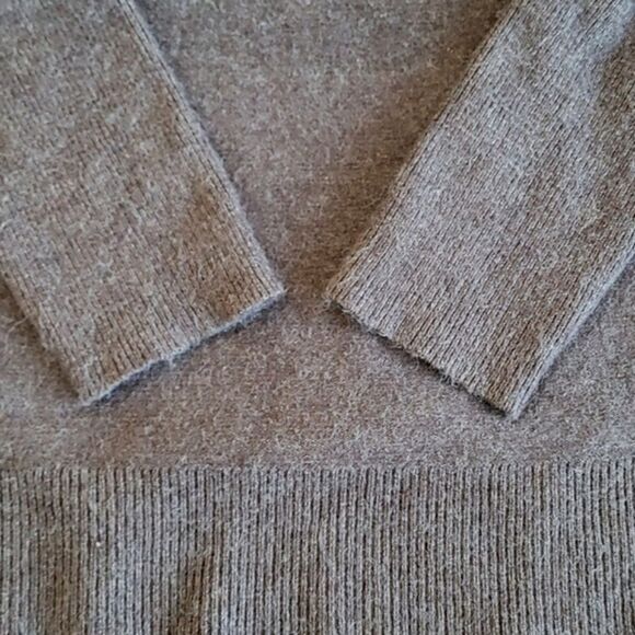 Calvin Klein Cowl Neck Sweater Gray with Buttons Women’s Medium - Picture 7 of 7